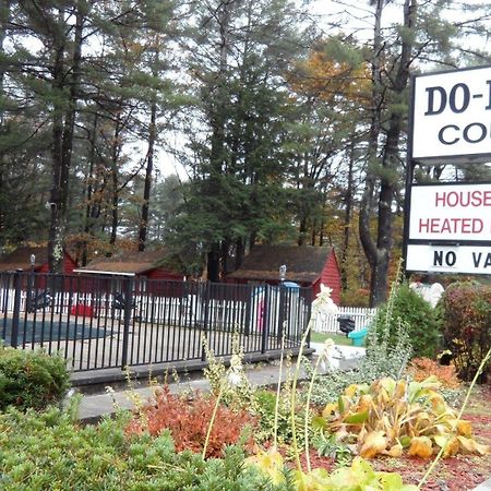 Do Rest Court Hotell Lake George Exteriör bild
