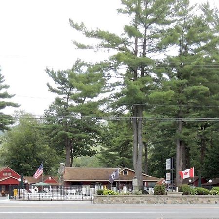 Do Rest Court Hotell Lake George Exteriör bild